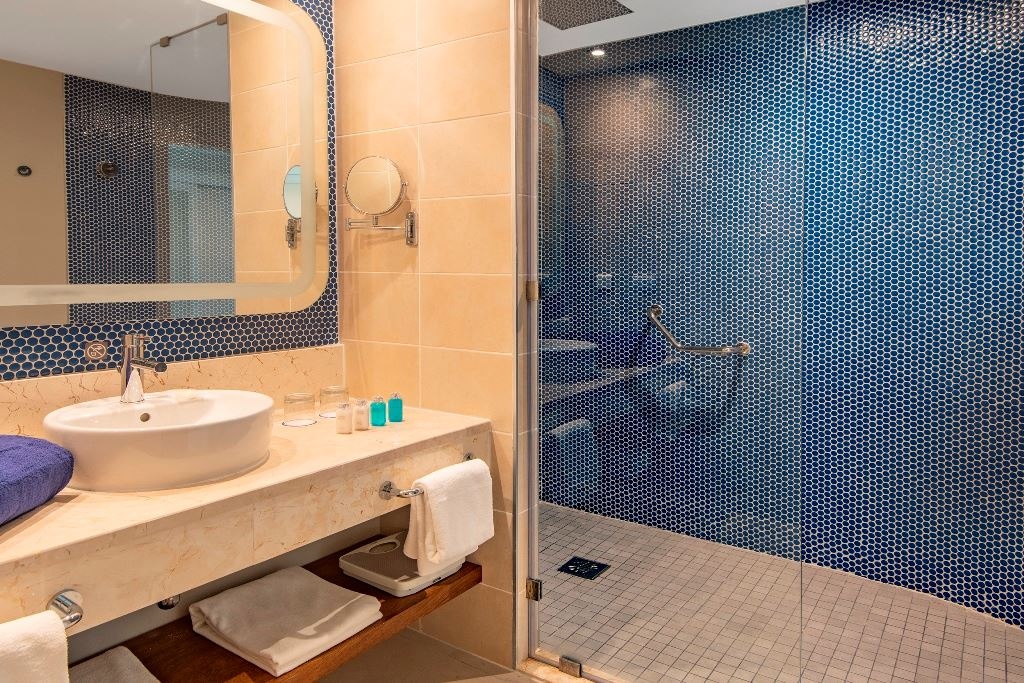 rooms-deluxe-ocean-view