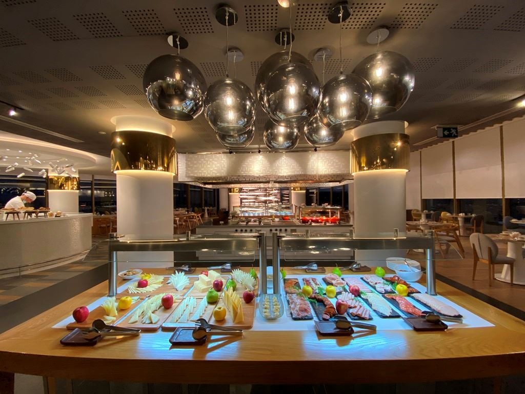 restaurants-breakfast-buffet