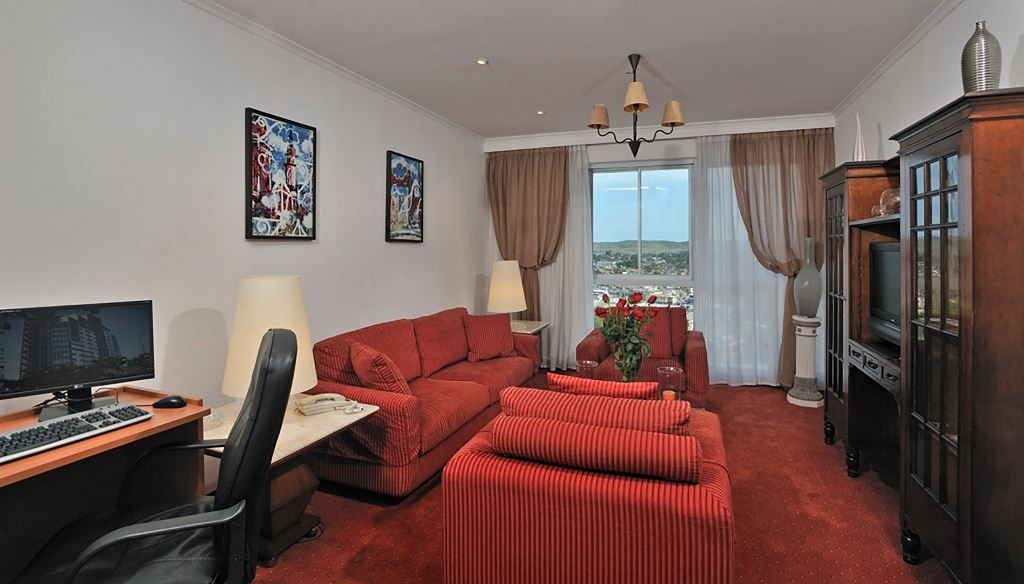 bars-sierra-cristal-lounge-bar-the-level