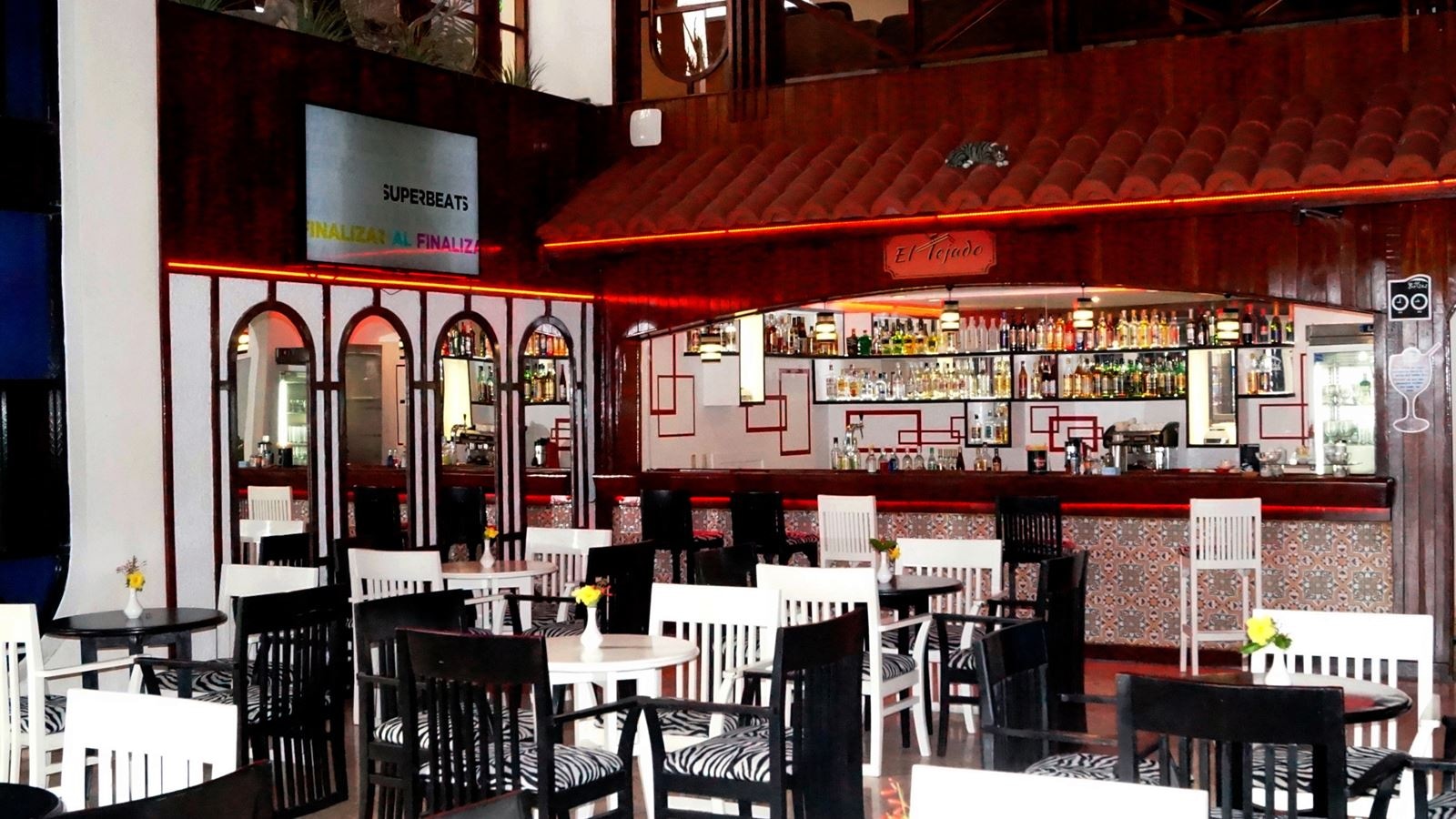 restaurants-restaurants