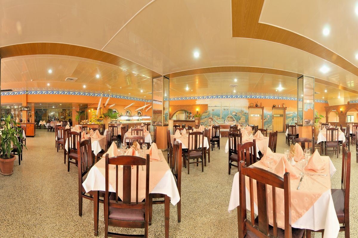 restaurants-restaurants