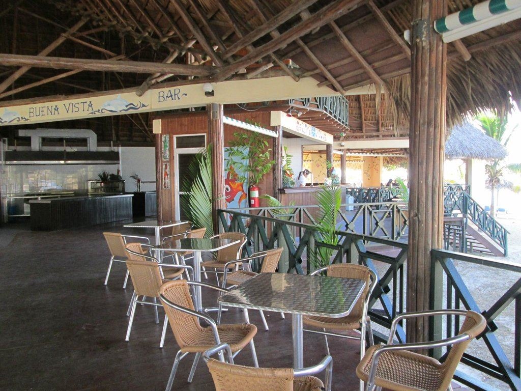 restaurants-snack-bar