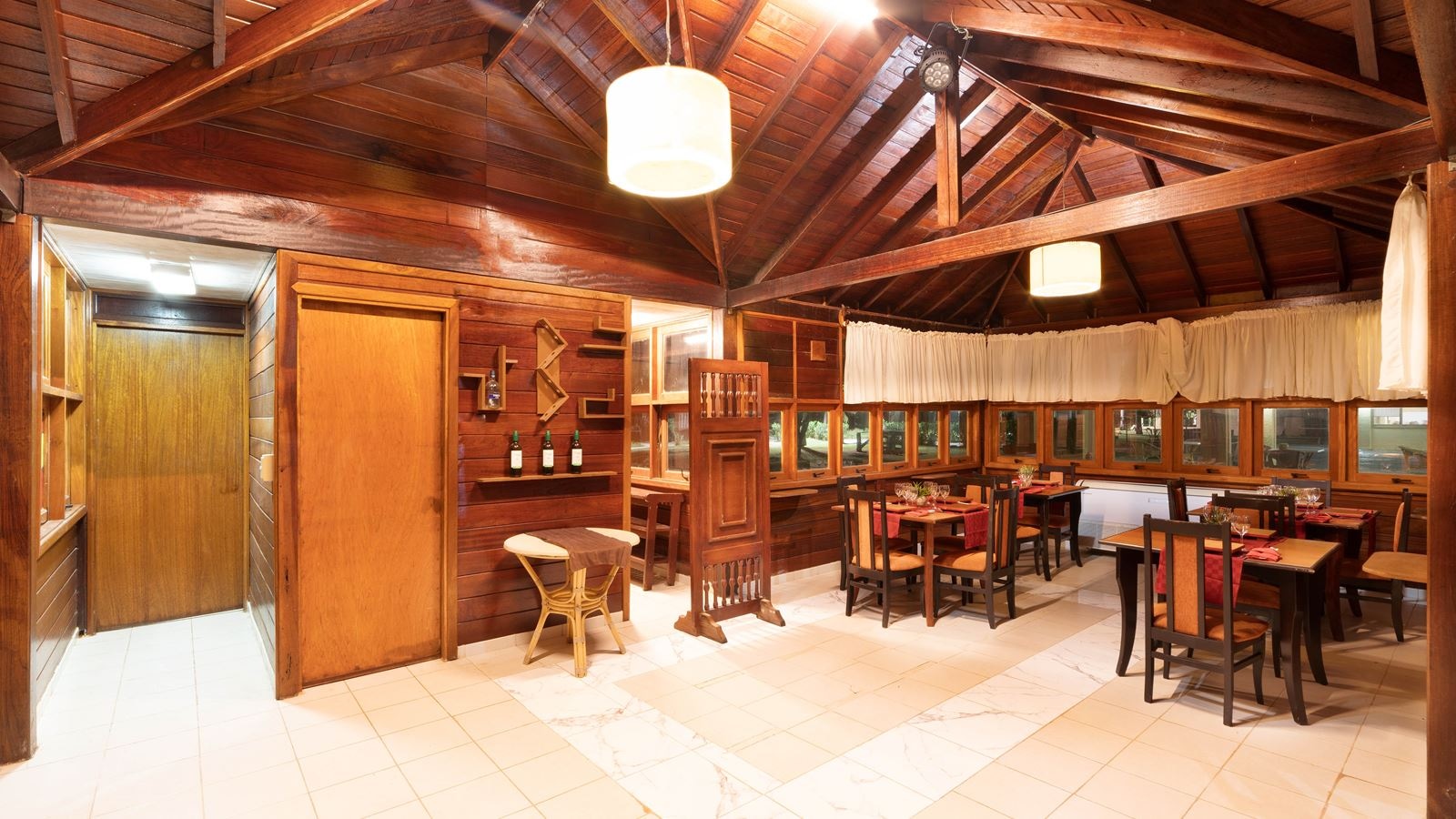 restaurants-sushi-restaurant