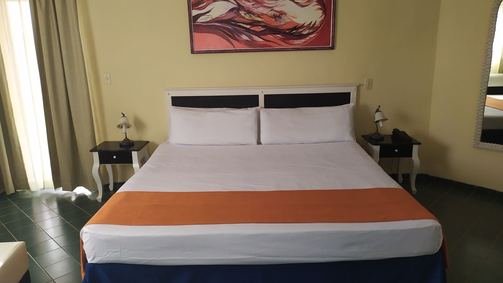 rooms-standard-room-tropical