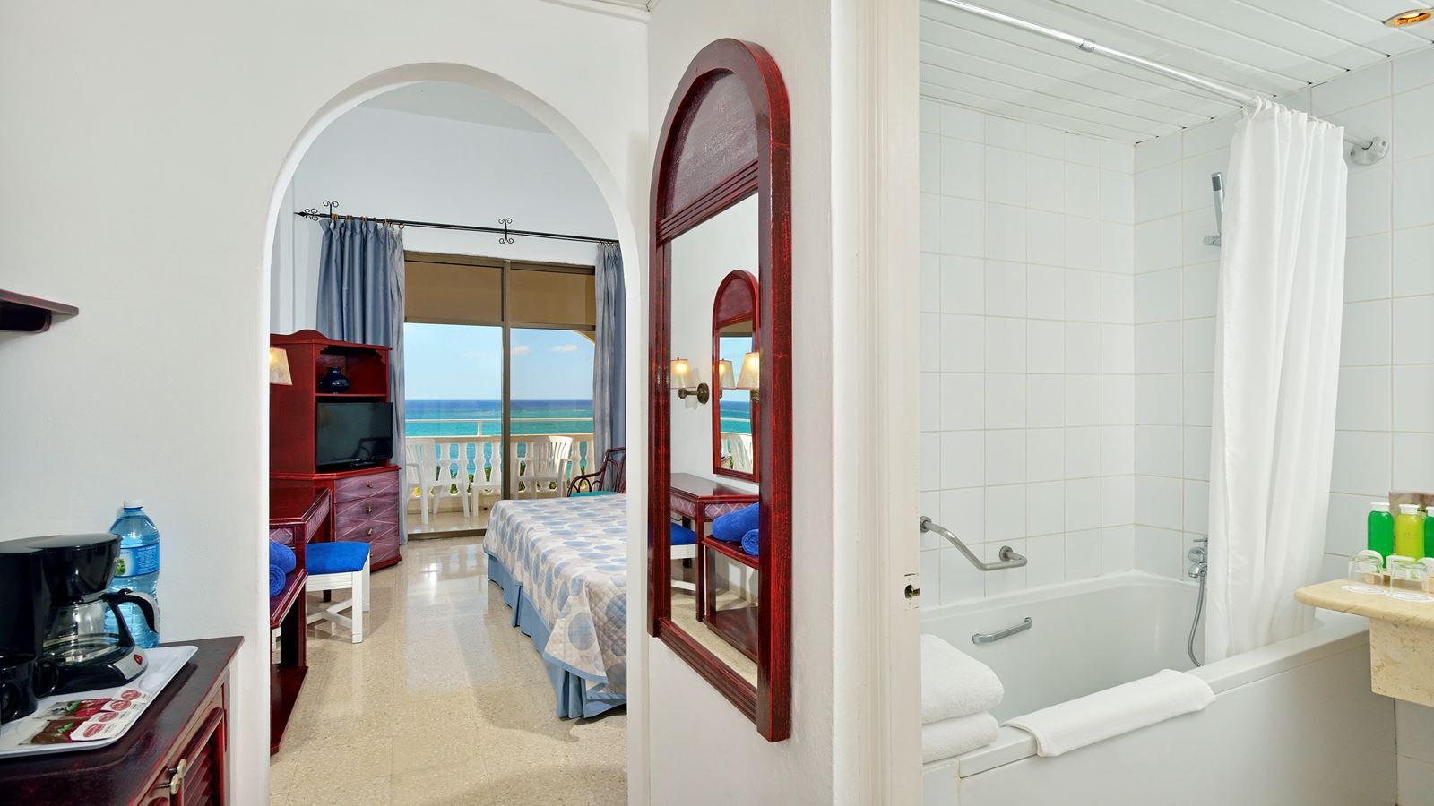 rooms-standard-room--sea-view