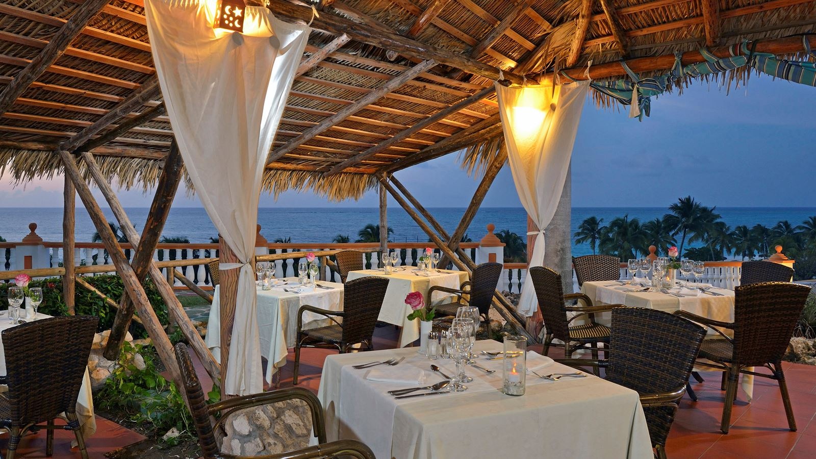 restaurants-cuban-restaurant-la-carabela