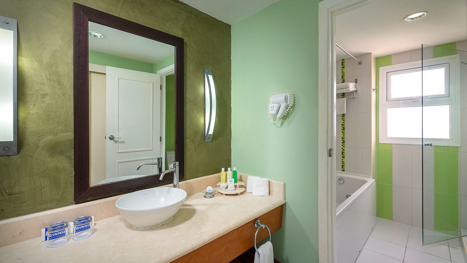 rooms-alegance-deluxe-room