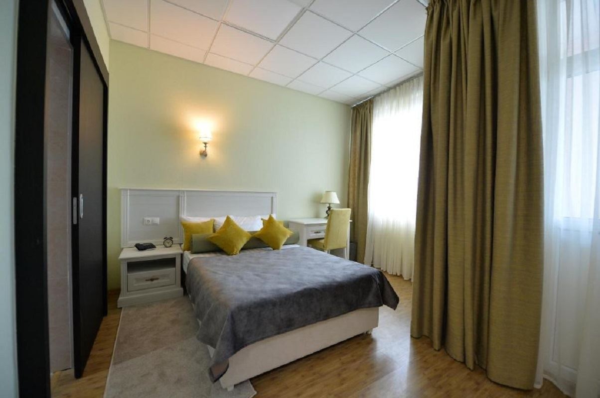 rooms-dbltwn-with-balcony