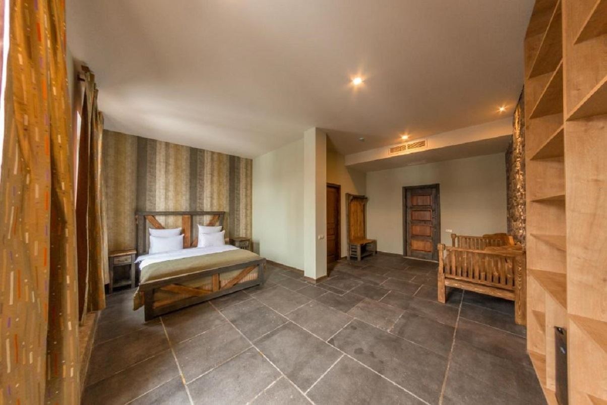 rooms-superior-with-balcony-dbl