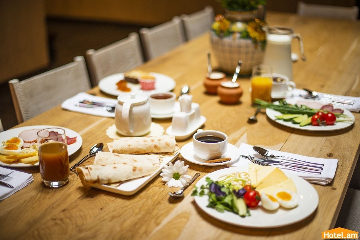 restaurants-charles-terrace-restaurant