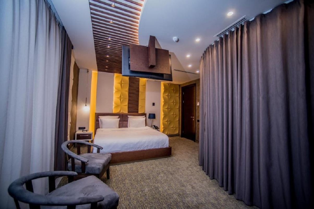 rooms-luxe-apartment