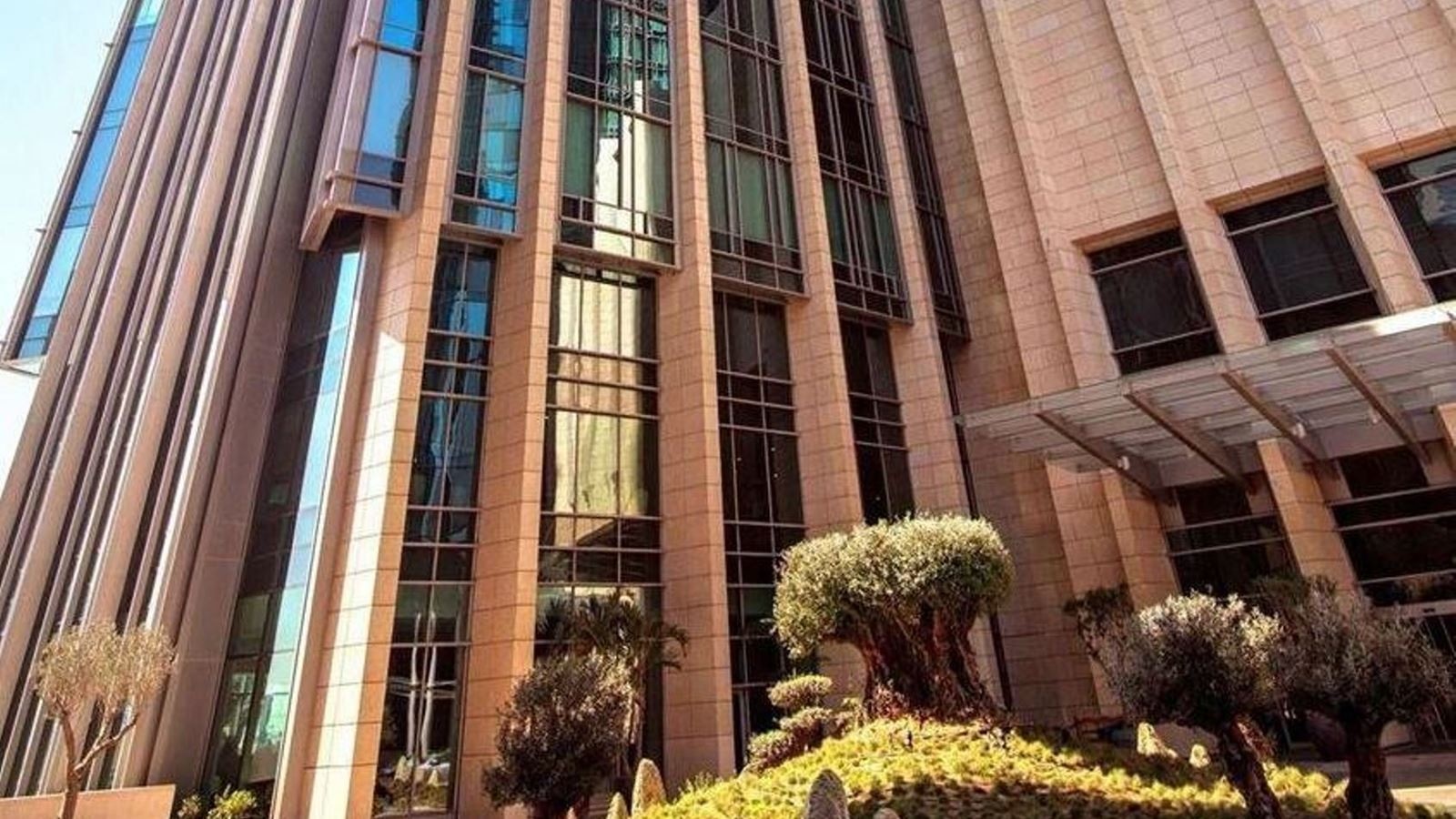 general-main-building