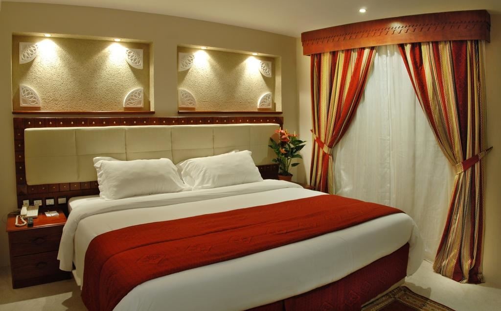 rooms-deluxe-family-suite