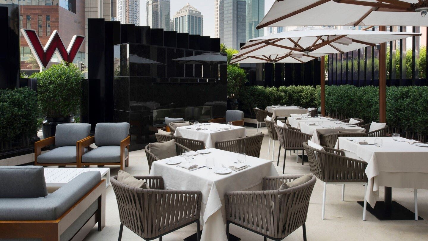 restaurants-la-spiga-by-paper-moon