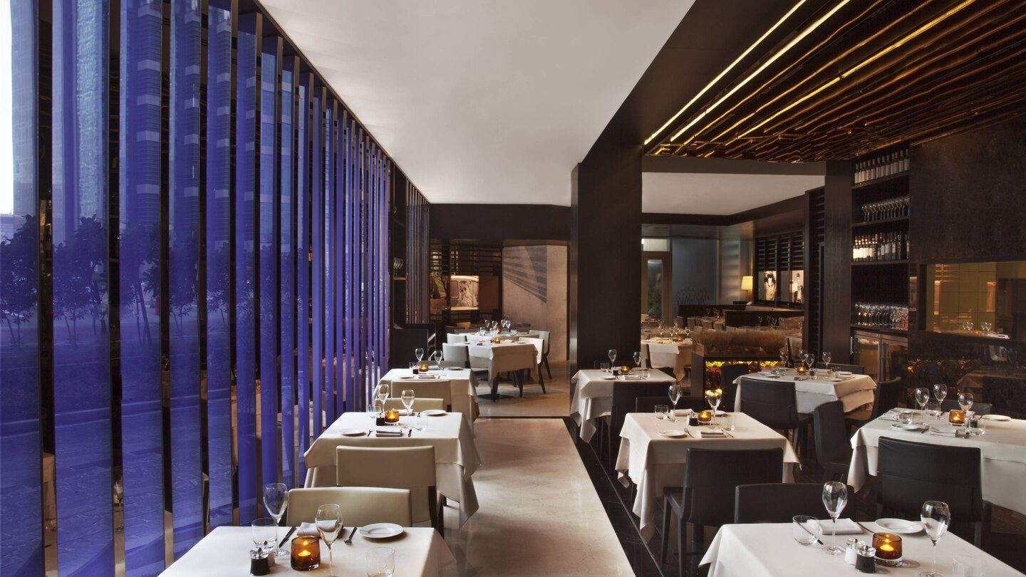 restaurants-la-spiga-by-paper-moon