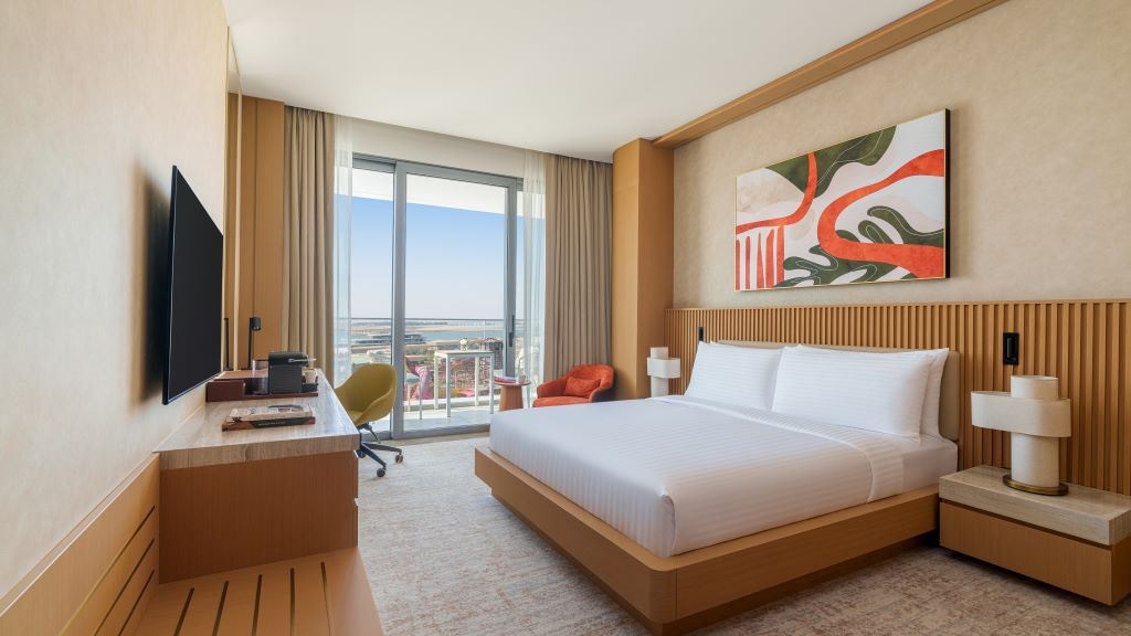 rooms-deluxe-room-waterpark-view-with-meryal-waterpark-access