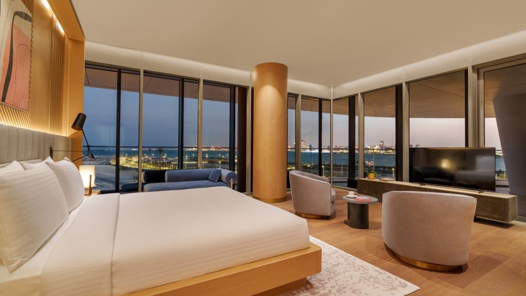 rooms-junior-suite-sea-view-with-meryal-waterpark-access