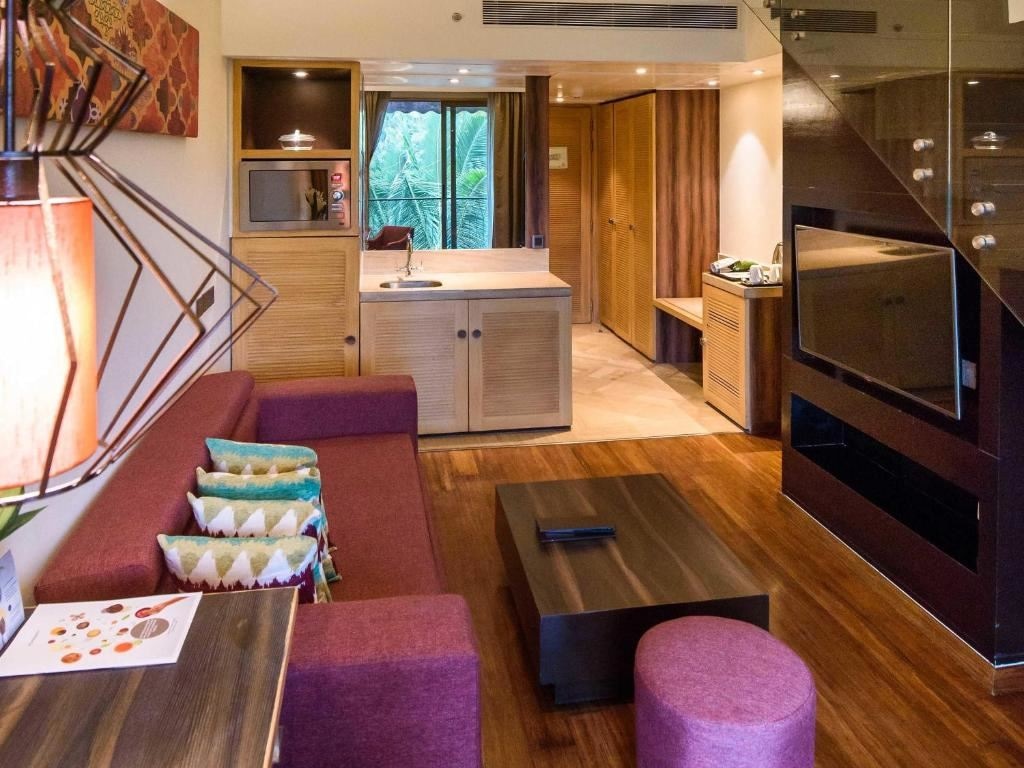 rooms-elegance-suite