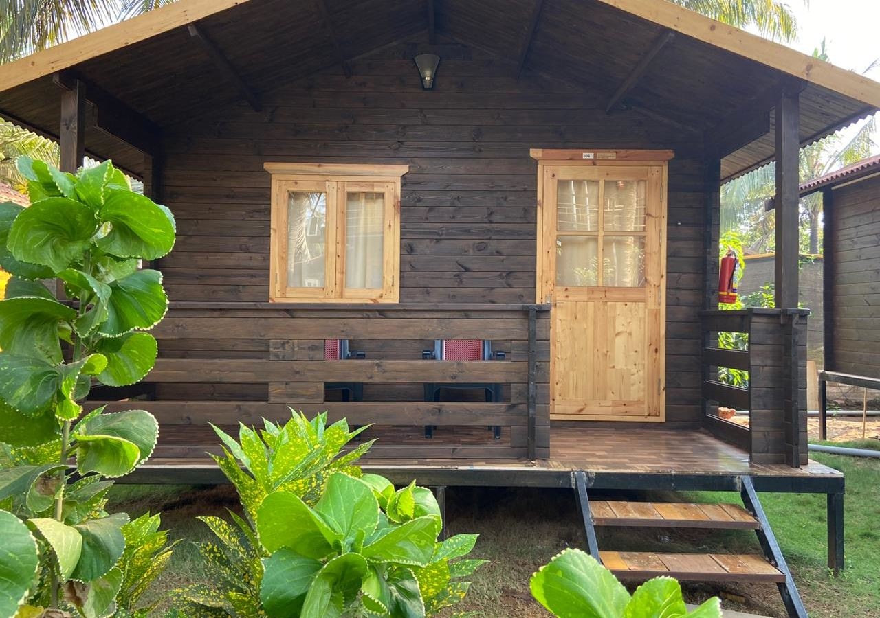 rooms-wooden-cottage-ac