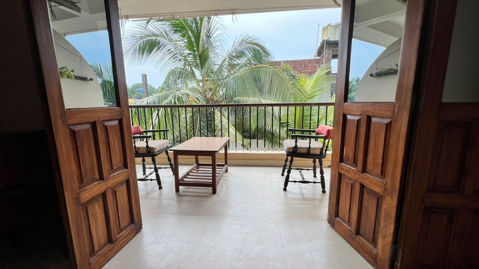 rooms-deluxe-room-with-balcony