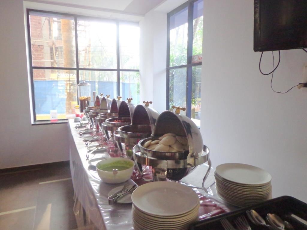 restaurants-restaurants