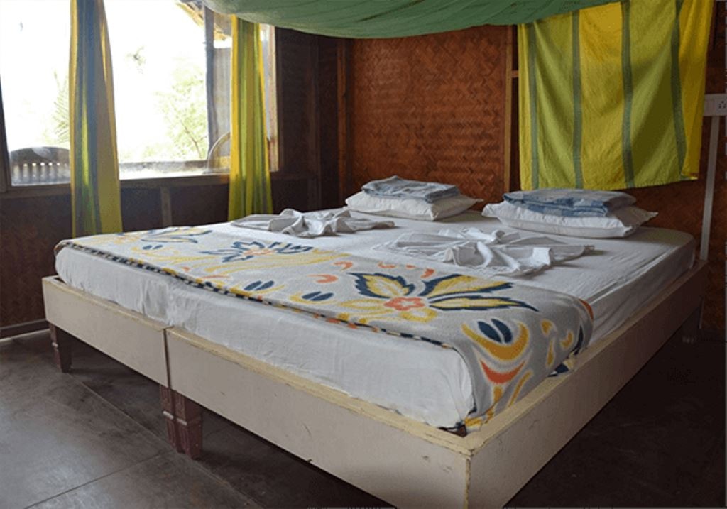 rooms-wooden-cottage