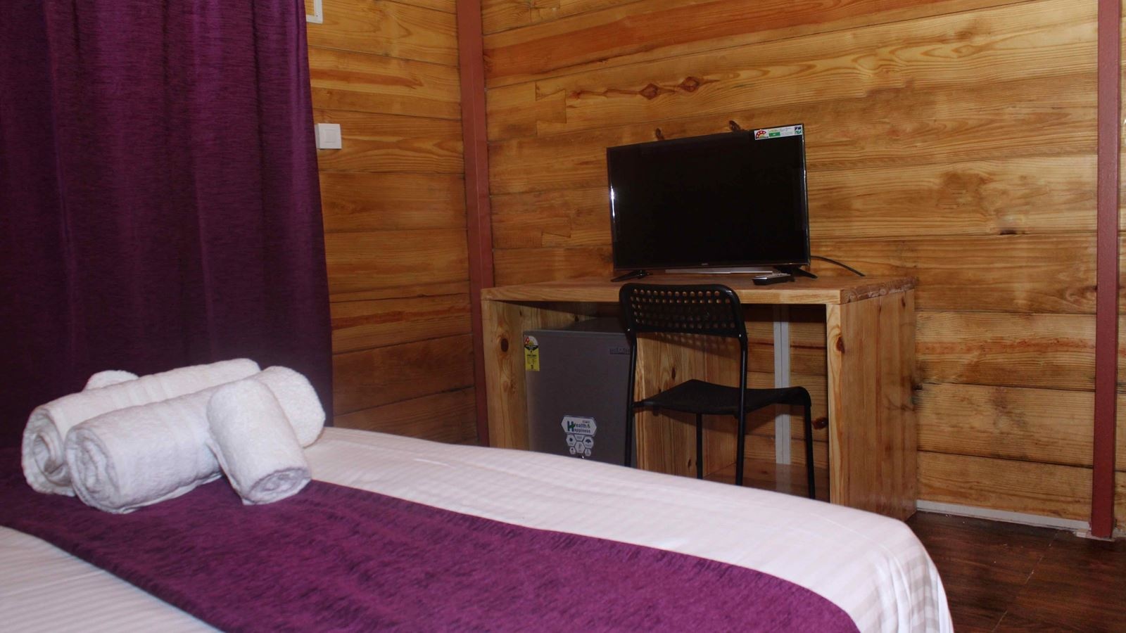 rooms-luxury-swiss-cottages