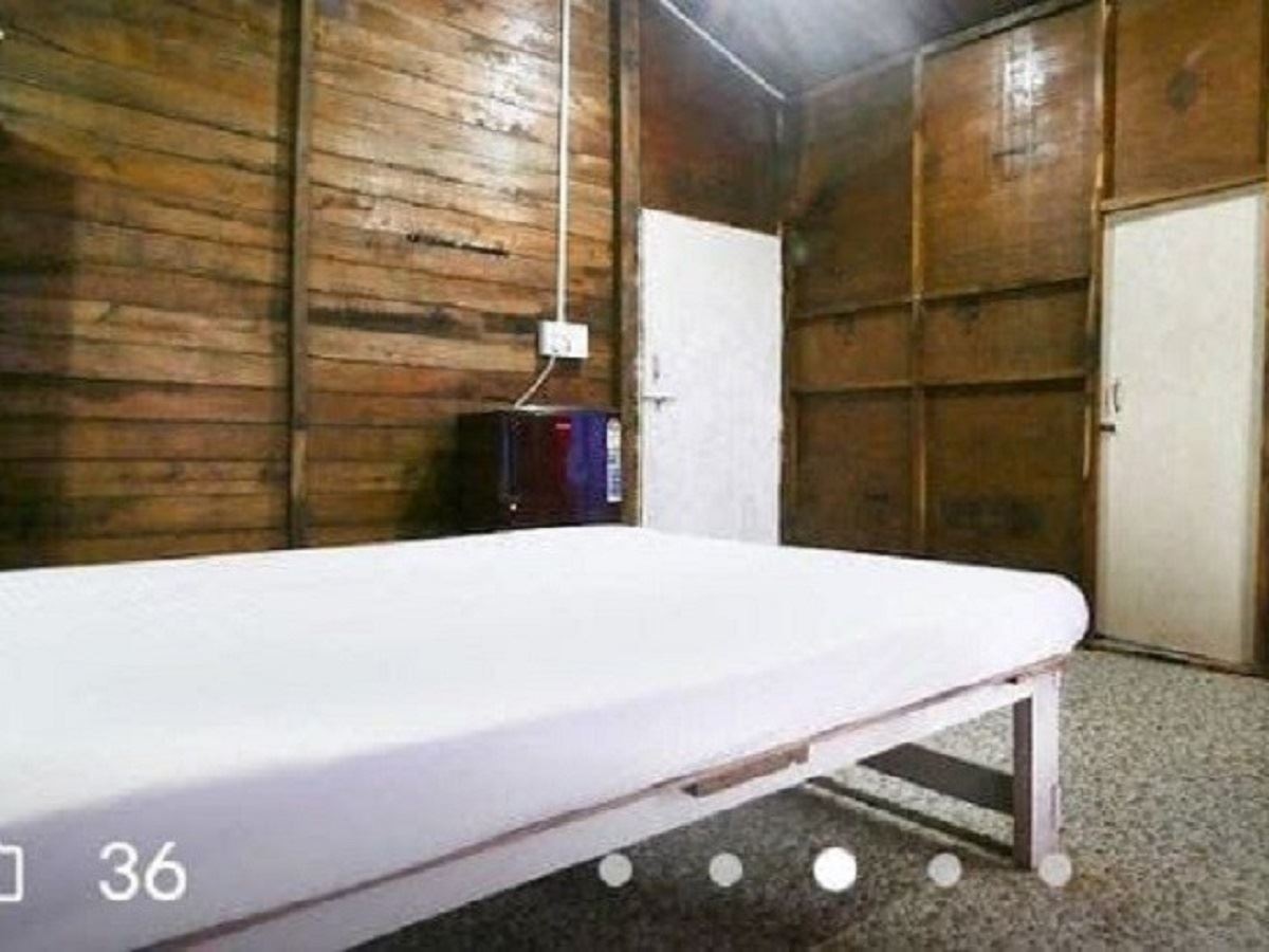 rooms-deluxe-ac-cottage