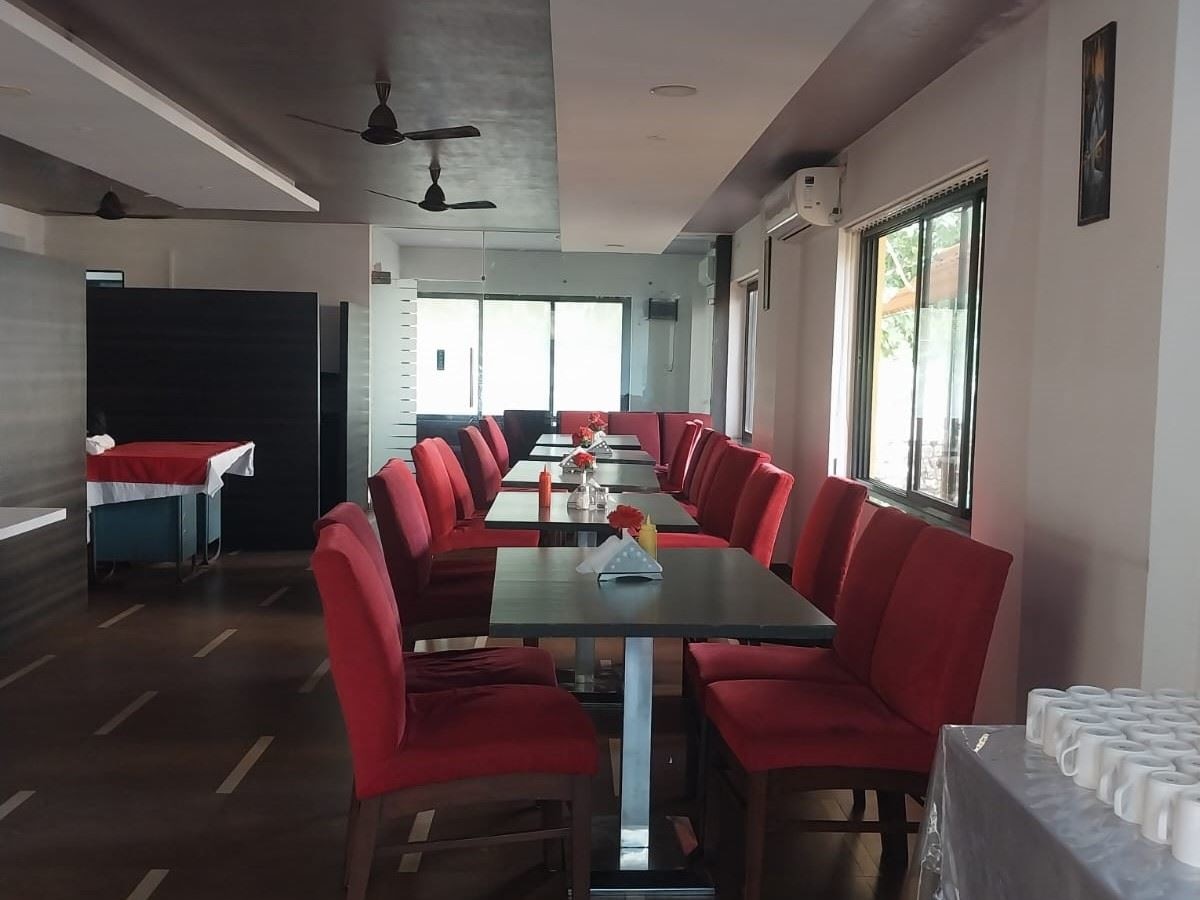 restaurants-restaurants