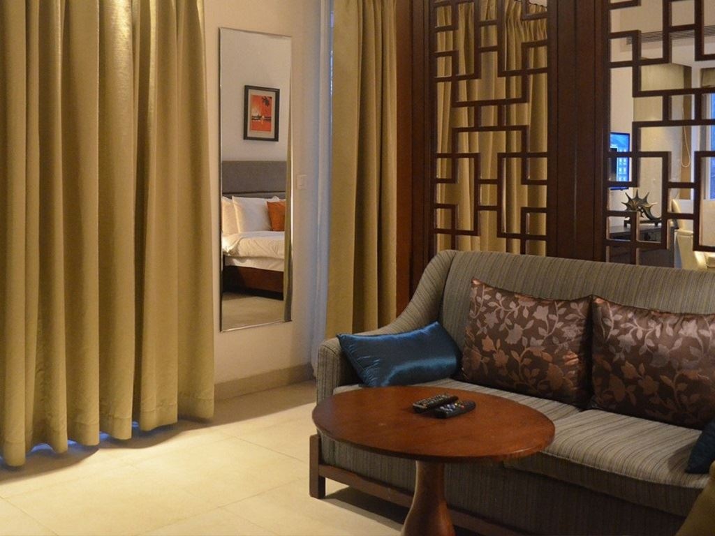 rooms-executive-suite