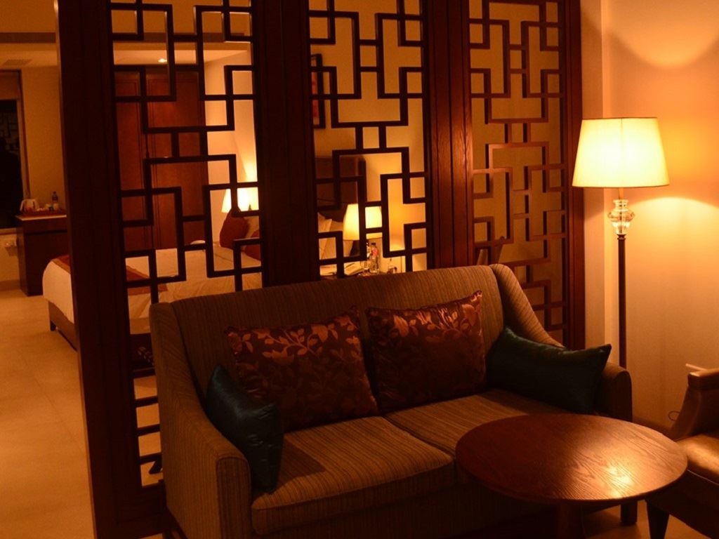 rooms-executive-suite