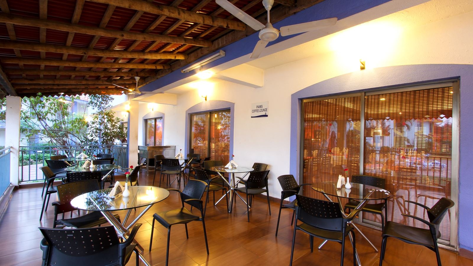 restaurants-pams-restaurant