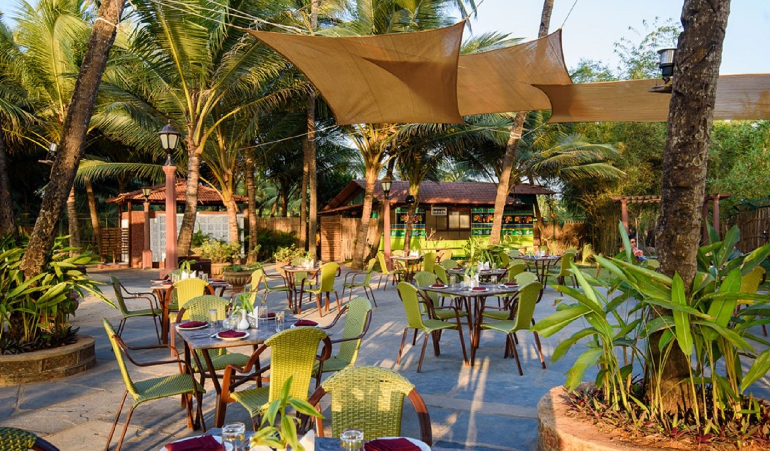 restaurants-restaurants