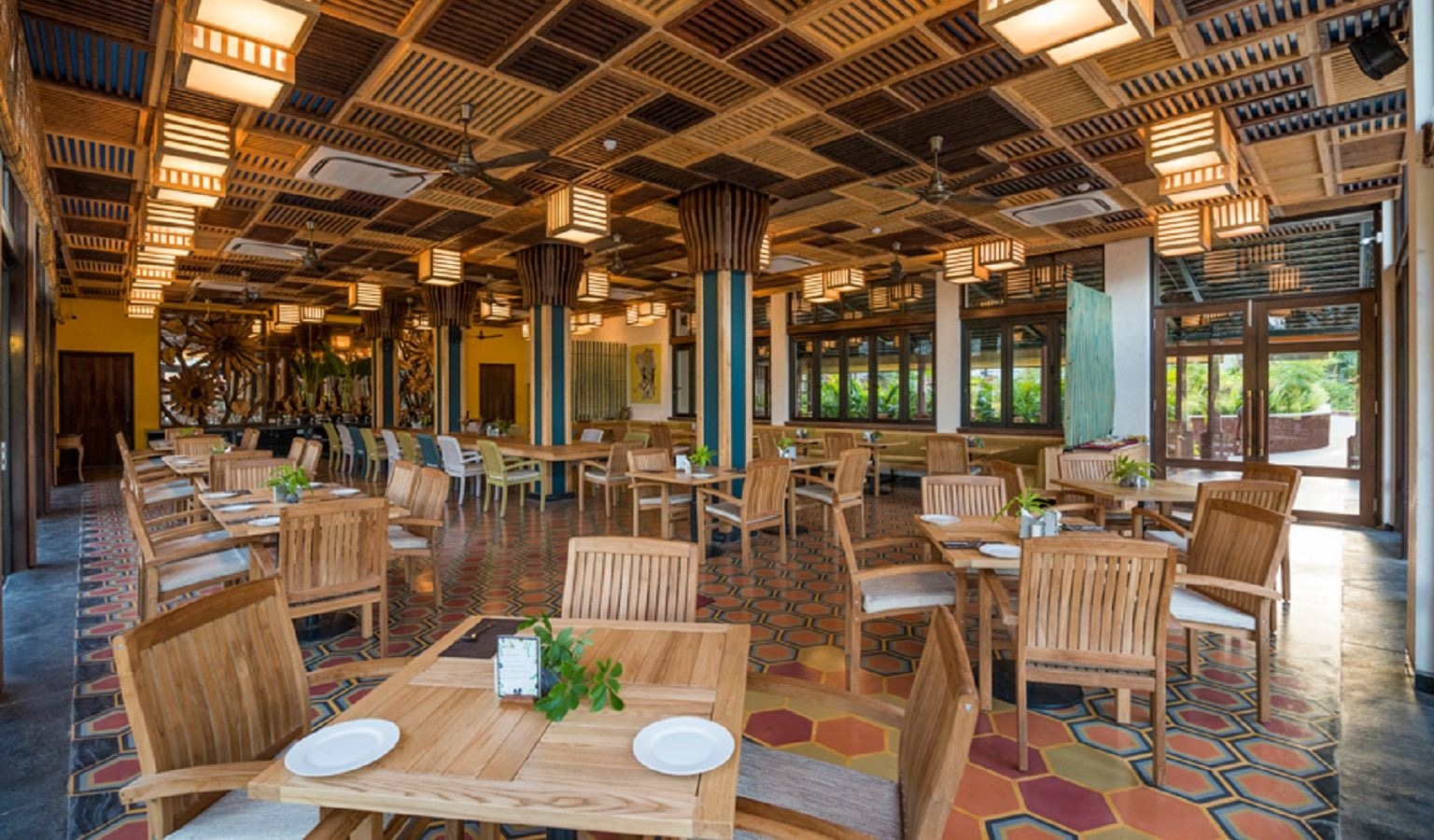 restaurants-restaurants