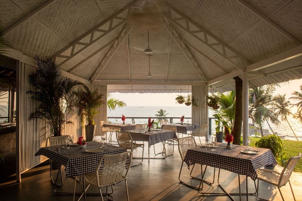 restaurants-restaurant