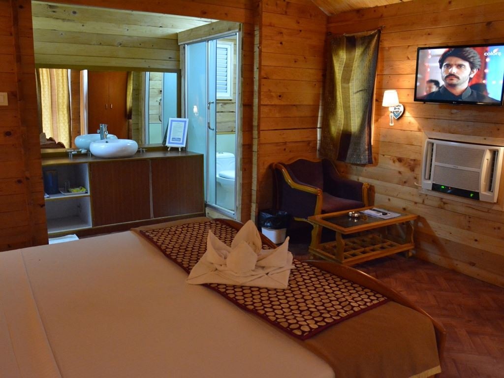 rooms-grand-swiss-cottages