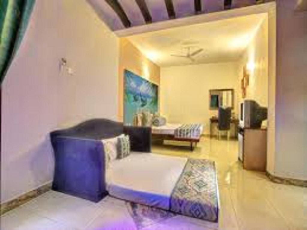 rooms-junior-suite-room