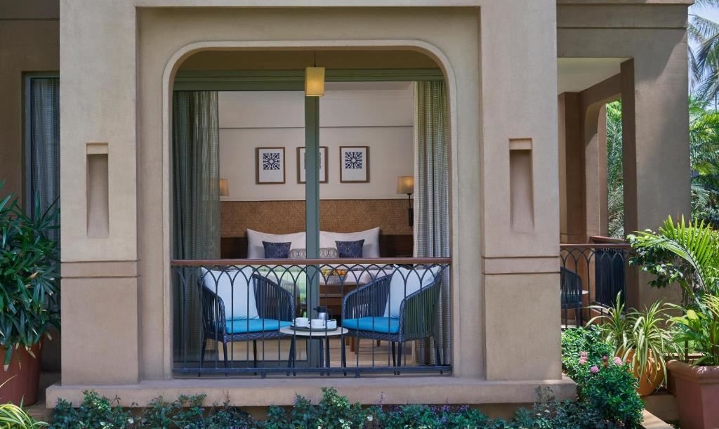 rooms-executive-premium-sea-view-room