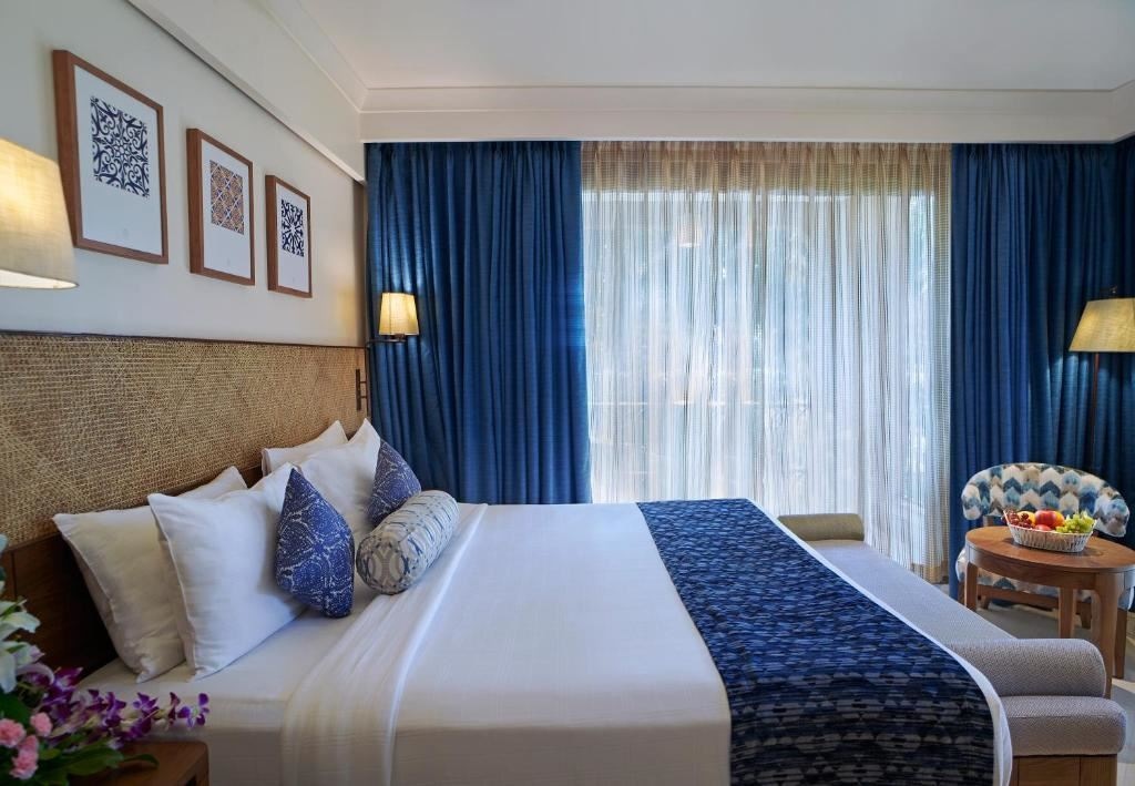 rooms-executive-premium-sea-view-room