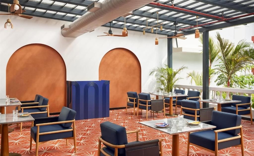 restaurants-restaurants