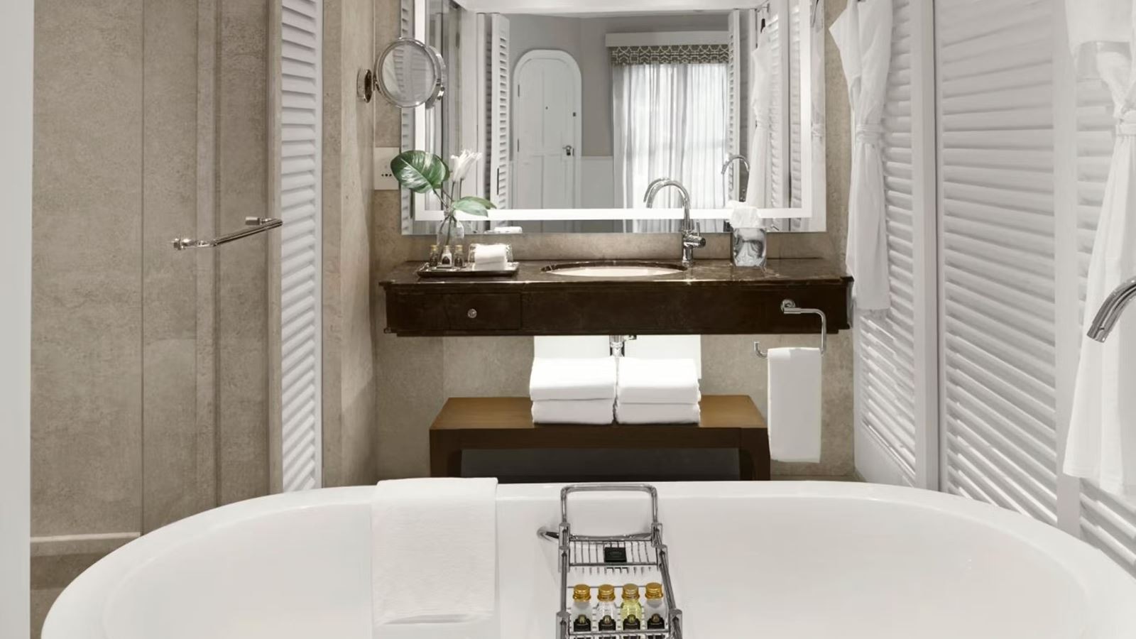 rooms-aguada-cottage-garden-view