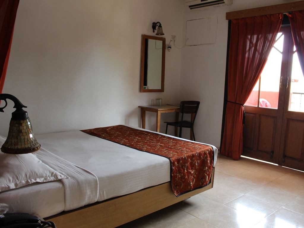 rooms-superior-deluxe-room