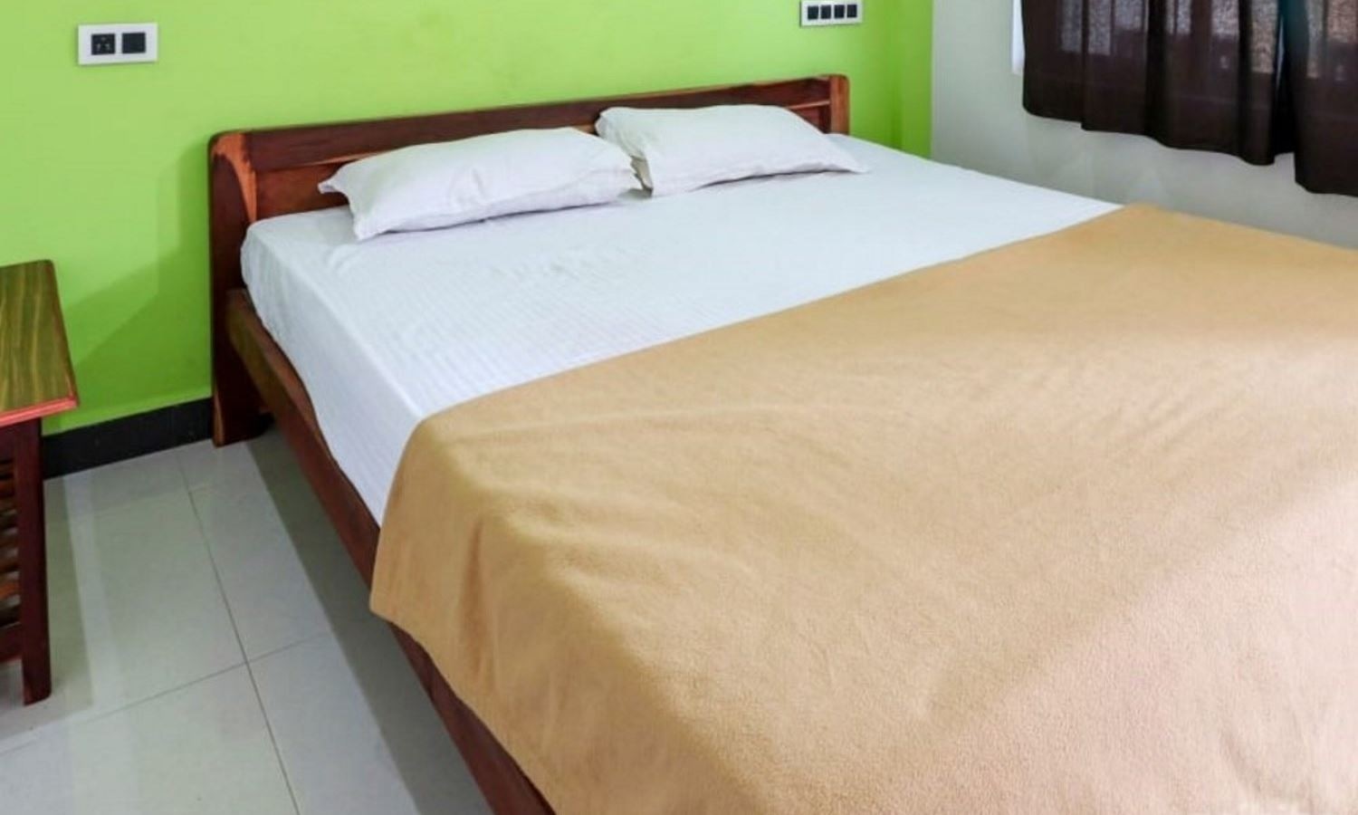 rooms-standard-non-ac