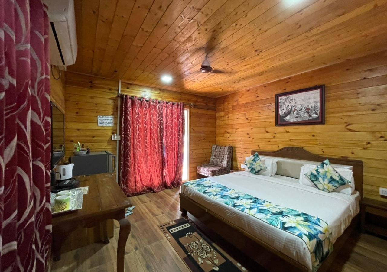 rooms-wooden-cottage