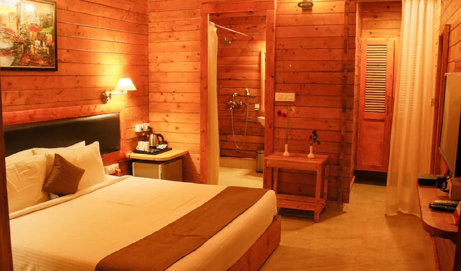 rooms-luxury-wooden-cottage