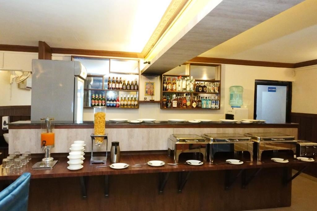 restaurants-restaurants