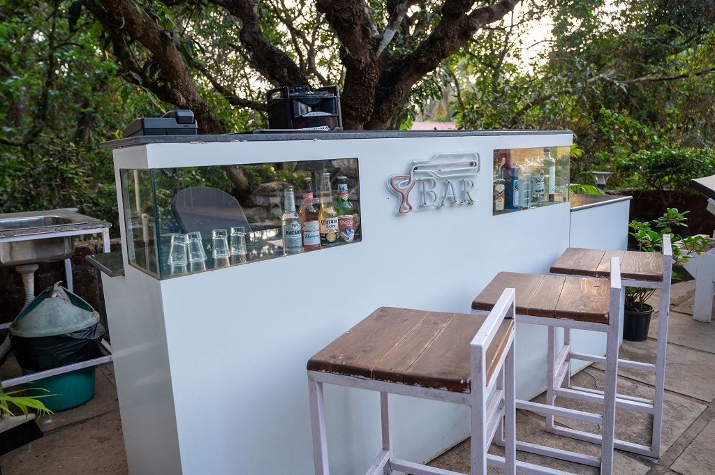 bars-lava-restaurant--bar