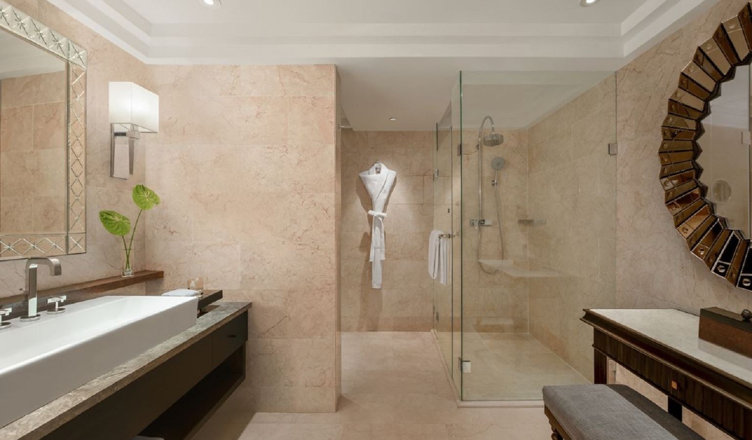 rooms-st-regis-suite