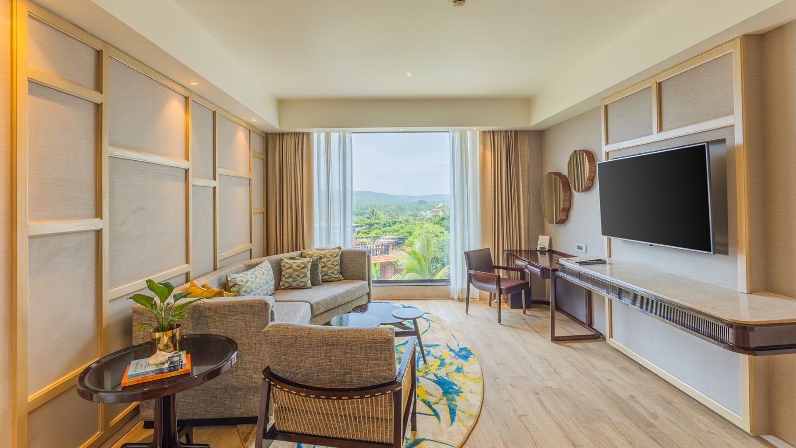 rooms-1-bedroom-suite