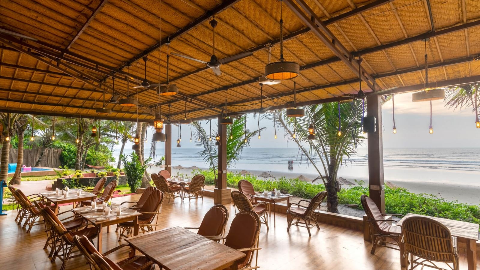 restaurants-restaurants